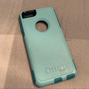 Otterbox commuter case in teal for iPhone 7/8